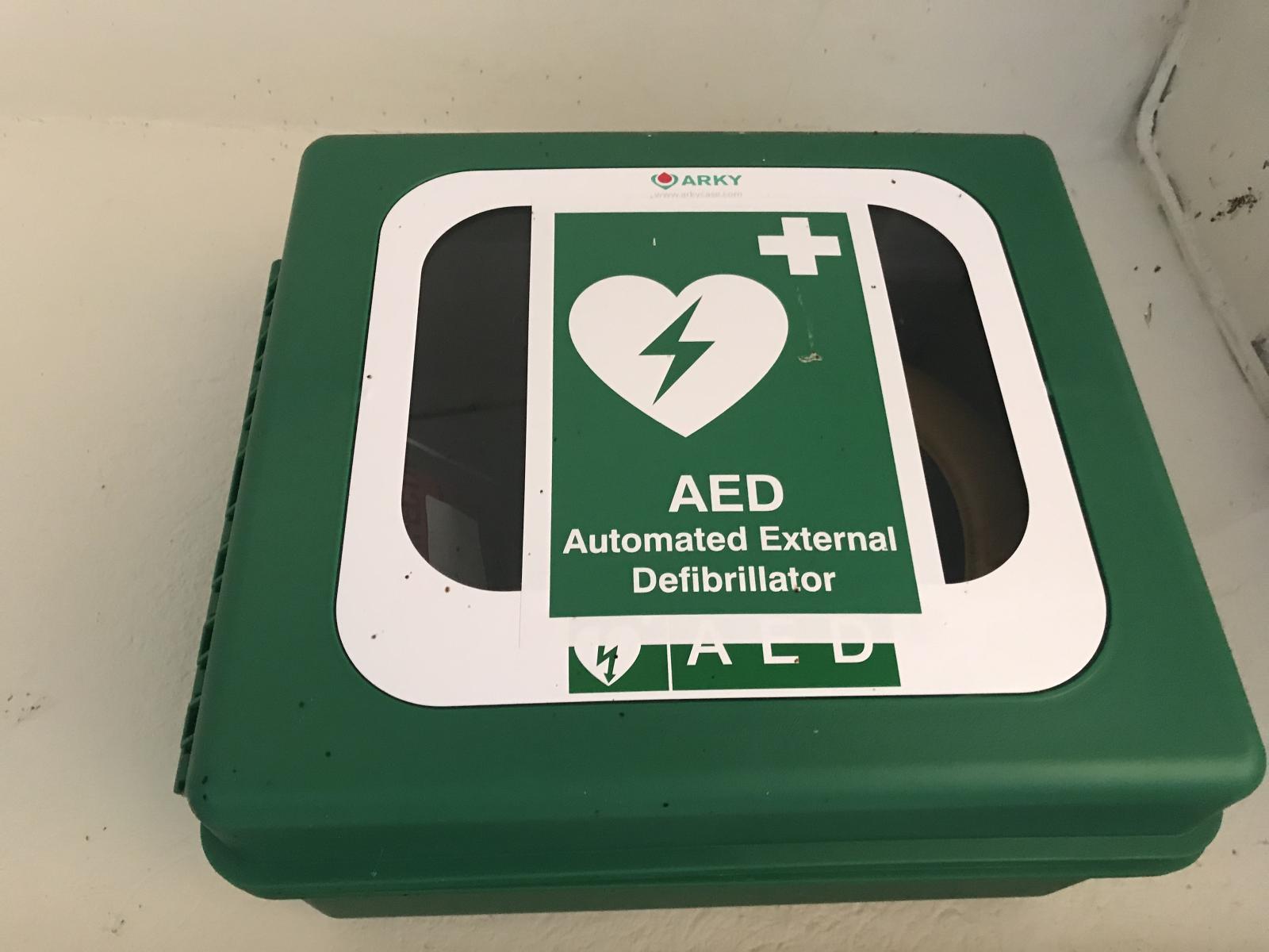 AED Debfibrillator